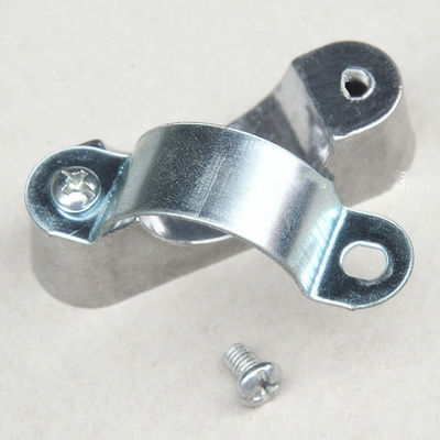 การติดตั้งที่มั่นคง 32mm 25mm Stainless Steel Conduit Saddles ISO9001 Certification